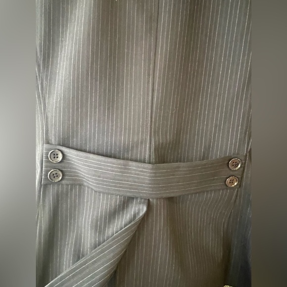 🔥Ann Taylor gorgeous size 10 all season wool women’s blazer! Beautiful quality! - Picture 2 of 9